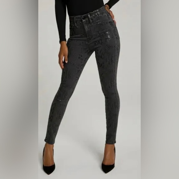 Good American Good Waist Jeans Gray Metallic Coated Snakeskin Skinny Size 8/29 - Picture 12 of 14